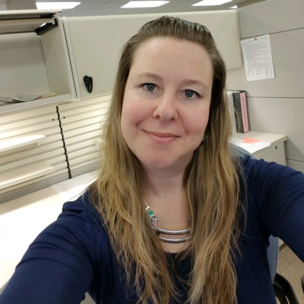Meet your Posher, Kendra